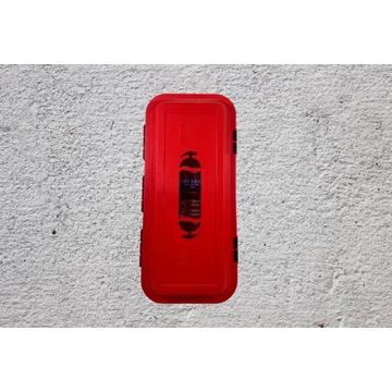 Különböző típusú kézi tűzoltó készülékek tároló doboza tehergépjárműre, beleértve a porral, habbal és gázzal oltókat