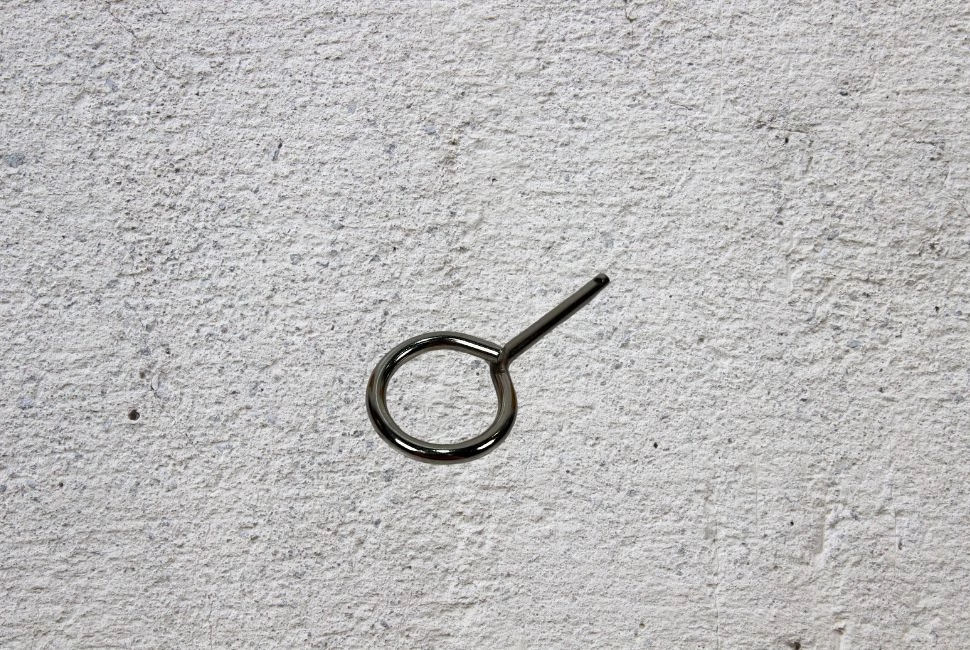 Biztosítószeg fém 2 kg-os tűzoltó készülékhez