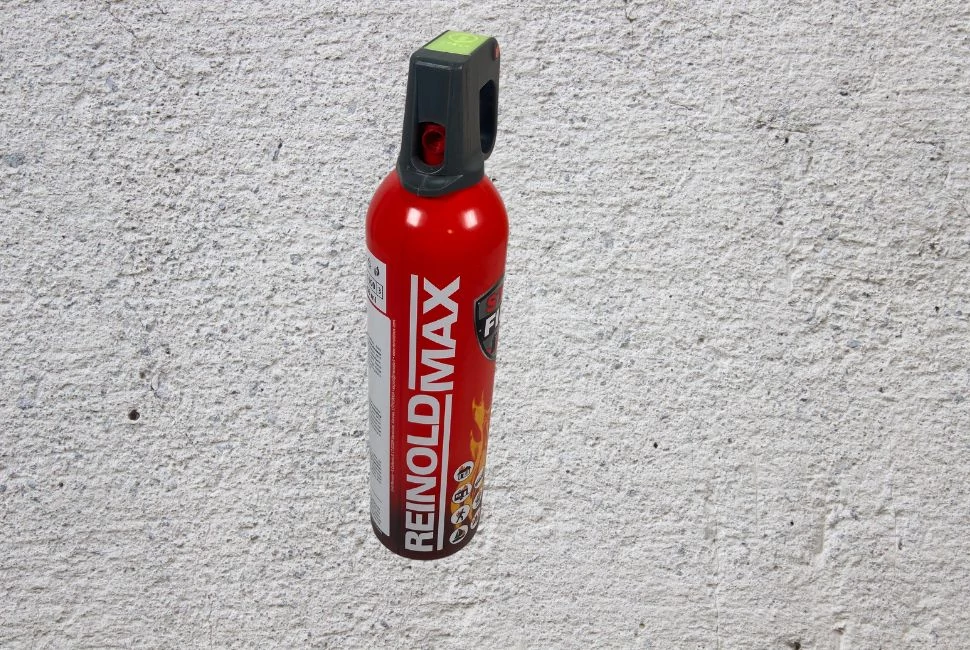 Reinoldmax 750 ml-es habbal oltó tűzoltó spray