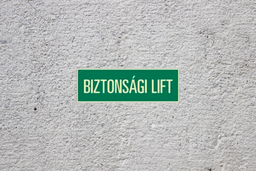Biztonsági lift piktogram 300 mm x 100 mm PVC